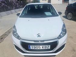 Blanco Usado 2017 Peugeot 208 Access Utilitario | 7950 € (Precio justo)