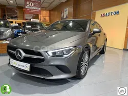 Gris / plata Usado 2019 Mercedes CLA200 Shooting Brake Familiar | 26.990 €