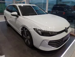 Blanco Nuevo 2025 VW Passat R-line Familiar | 42.000 € (Super precio)