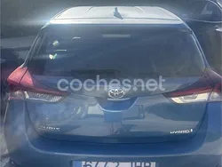 Azul Usado 2015 Toyota Auris Hybrid Active Berlina | 12.000 € (Precio justo)