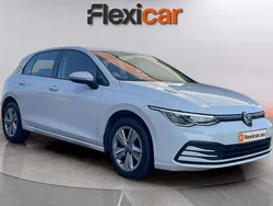 Blanco Usado 2021 VW Golf VIII Life Berlina | 17.990 € (Precio justo)