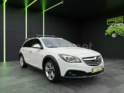 Blanco Usado 2014 Opel Insignia Country Tourer Familiar | 12.999 €