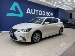 Blanco Usado 2018 Lexus CT200h Executive Line Utilitario | 22.990 € (Caro)