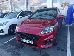 Rojo Usado 2023 Ford Kuga ST-Line X SUV | 29.900 € (Precio justo)