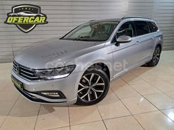 Gris / plata Usado 2022 VW Passat Familiar | 15.900 € (Precio justo)