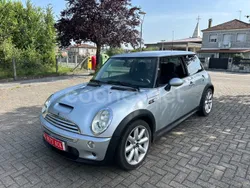 Gris / plata Usado 2005 Mini Cooper S Utilitario | 7900 € (Precio justo)