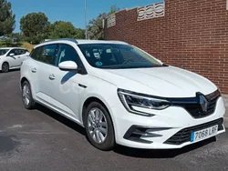 Blanco Usado 2021 Renault Mégane GrandTour Intens Familiar | 12.200 € (Buen precio)