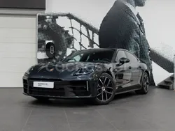 Gris / plata Usado 2024 Porsche Panamera Berlina | 130.900 €