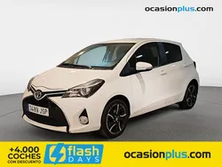 Blanco Usado 2016 Toyota Yaris Active Utilitario | 12.800 € (Un poco caro)