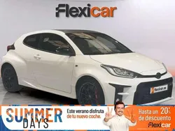 Blanco Usado 2021 Toyota Yaris Berlina | 30.790 € (Super precio)