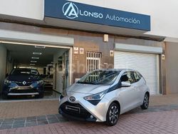 Gris / plata Usado 2019 Toyota Aygo X-cite Utilitario | 9490 € (Precio justo)