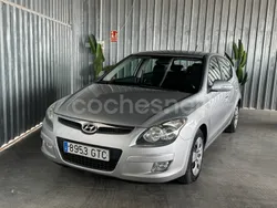 Gris / plata Usado 2010 Hyundai i30 Style Berlina | 4999 € (Precio justo)