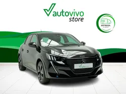 Negro Usado 2023 Peugeot e-208 GT Utilitario | 28.900 €