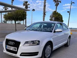 Blanco Usado 2012 Audi A3 Ambiente Berlina | 6400 € (Buen precio)
