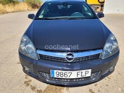 Negro Usado 2007 Opel Astra GTC Sport Berlina | 4399 € (Precio justo)