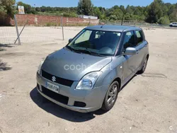 Gris / plata Usado 2007 Suzuki Swift GL Berlina | 2800 € (Buen precio)