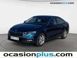 Azul Usado 2021 Skoda Octavia Ambition Berlina | 15.864 € (Buen precio)