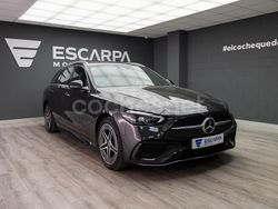 Gris / plata Usado 2023 Mercedes C300e Familiar | 44.000 € (Un poco caro)