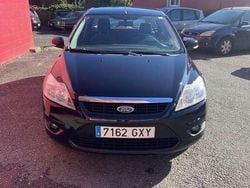 Negro Usado 2010 Ford Focus Trend Utilitario | 3999 € (Buen precio)