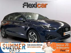Azul Usado 2024 Hyundai i30 Berlina | 20.390 € (Precio justo)