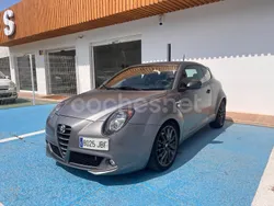 Gris / plata Usado 2014 Alfa Romeo MiTo Distinctive Utilitario | 8990 € (Precio justo)