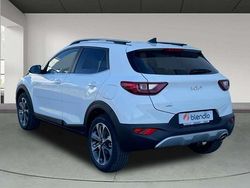 Blanco Usado 2025 Kia Stonic Style SUV | 20.990 € (Precio justo)