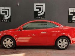 Rojo Usado 2005 Renault Mégane Cabriolet Authentique Descapotable | 5690 € (Precio justo)