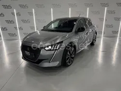 Gris / plata Usado 2022 Peugeot 208 GT Utilitario | 19.900 € (Caro)