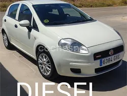 Blanco Usado 2010 Fiat Punto Active Utilitario | 3800 € (Precio justo)