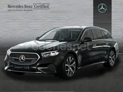Negro obsidiana Usado 2024 Mercedes E300 Avantgarde Familiar | 51.995 € (Super precio)