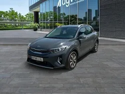 Usado 2021 Kia Stonic SUV | 19.300 € (Un poco caro)