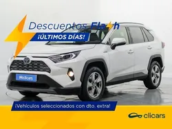 Blanco Usado 2019 Toyota RAV4 Hybrid Luxury SUV | 27.190 € (Un poco caro)