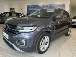 Gris / plata Usado 2022 VW T-Cross Sportline SUV | 23.500 € (Un poco caro)