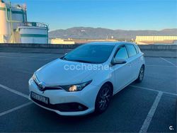 Blanco Usado 2016 Toyota Auris Active Berlina | 9750 € (Precio justo)