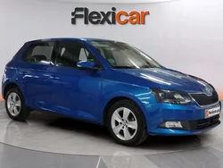 Azul Usado 2016 Skoda Fabia Ambition Berlina | 8690 € (Buen precio)