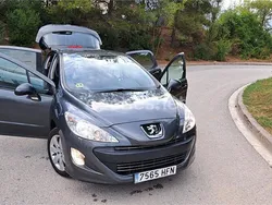 Gris / plata Usado 2011 Peugeot 308 Sportium Berlina | 4720 € (Precio justo)