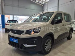 Beige Usado 2022 Peugeot Rifter Style Monovolumen | 18.500 € (Precio justo)