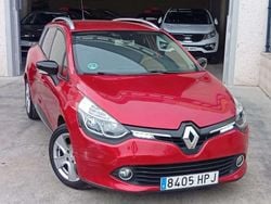 Rojo Usado 2013 Renault Clio GrandTour Dynamique Familiar | 6995 € (Precio justo)