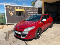 Granate Usado 2009 Renault Mégane III Dynamique Berlina | 6499 €