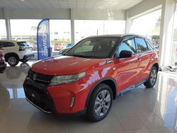 Rojo Nuevo 2025 Suzuki Vitara SUV | 27.900 €