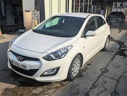 Blanco Usado 2013 Hyundai i30 Base Berlina | 7990 € (Precio justo)