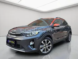 Gris Usado 2019 Kia Stonic SUV | 14.990 € (Precio justo)