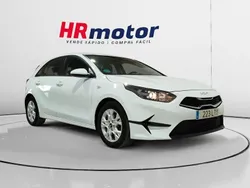 Blanco Usado 2021 Kia Ceed Berlina | 15.890 € (Precio justo)