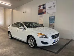Blanco Usado 2012 Volvo S60 Momentum Berlina | 9900 € (Precio justo)