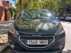 Gris / plata Usado 2012 Peugeot 208 Allure Utilitario | 4700 € (Precio justo)