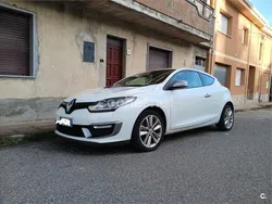 Blanco Usado 2014 Renault Mégane III Bose Edition Coupe | 4500 € (Super precio)