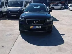 Azul Usado 2019 Volvo XC40 Momentum SUV | 11.900 €