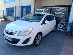Blanco Usado 2011 Opel Corsa Berlina | 5990 € (Precio justo)