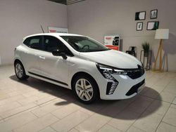 Blanco Usado 2024 Renault Clio V Evolution Utilitario | 22.500 € (Caro)