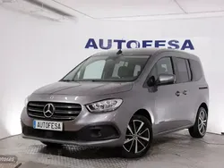 Gris Usado 2023 Mercedes 180 Berlina | 26.900 €